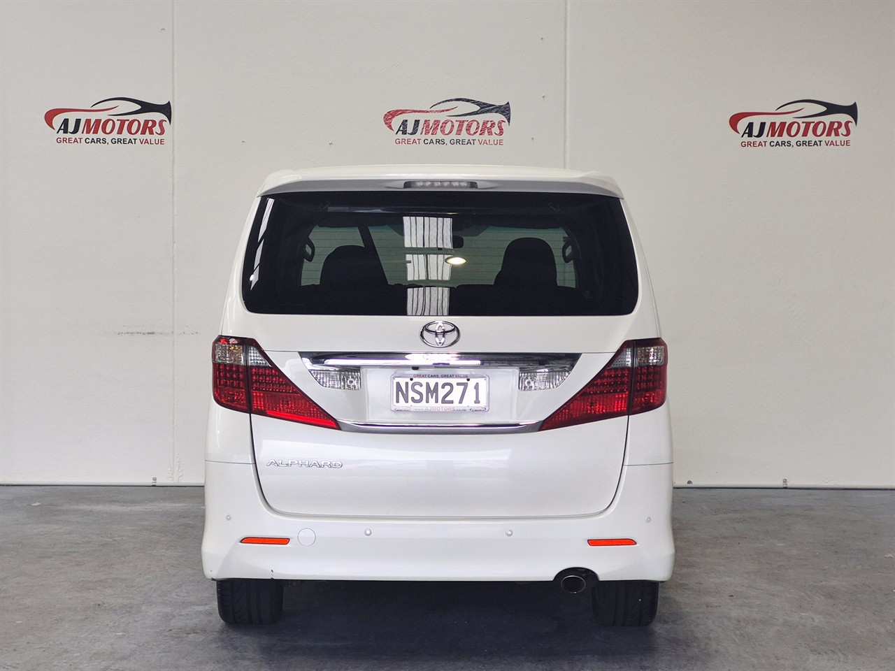 2010 Toyota Alphard