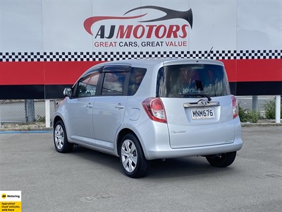 2009 Toyota Ractis - Thumbnail