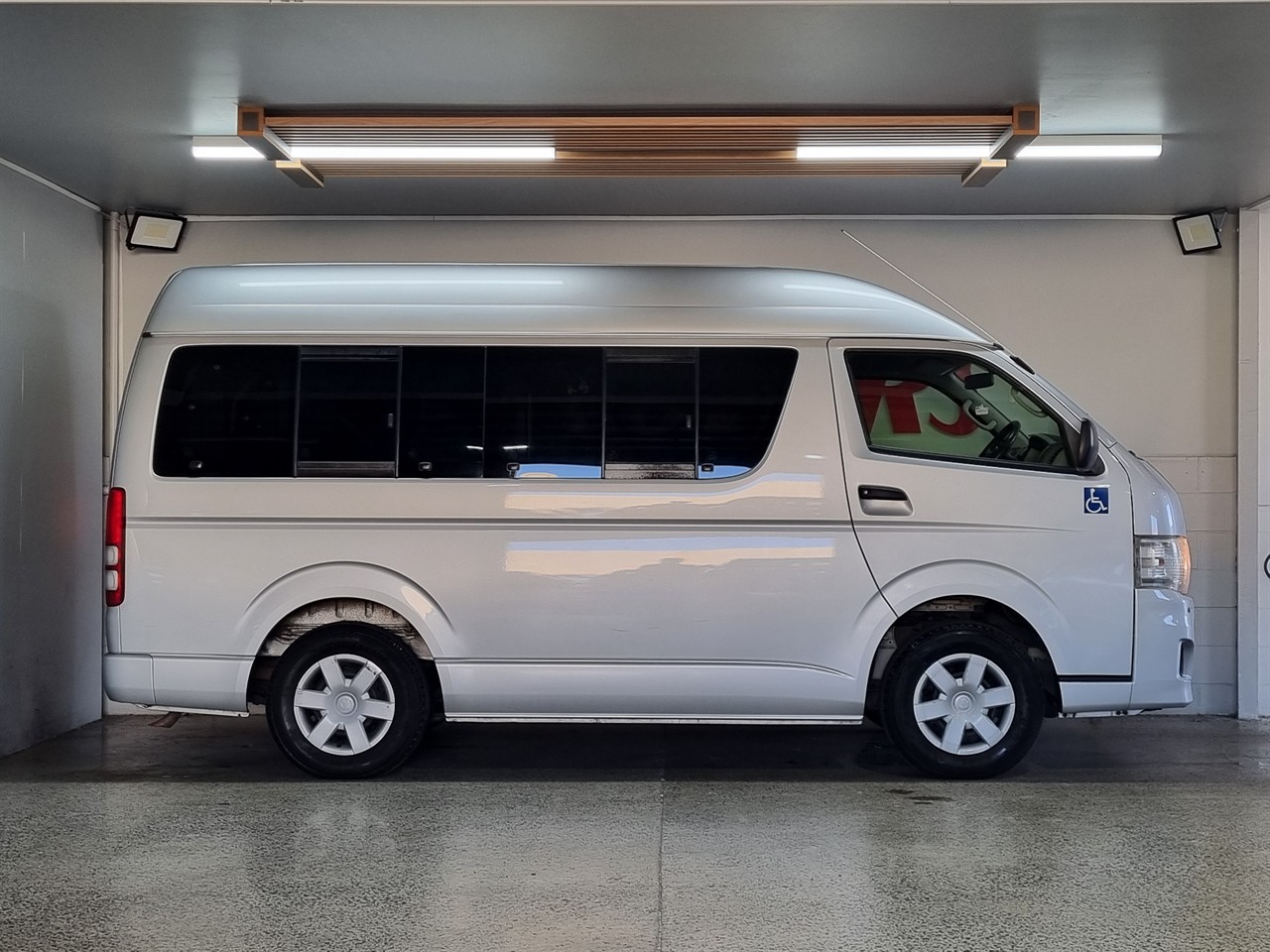 2013 Toyota Regius