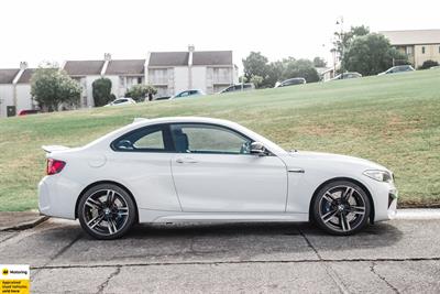 2017 BMW M2 - Thumbnail