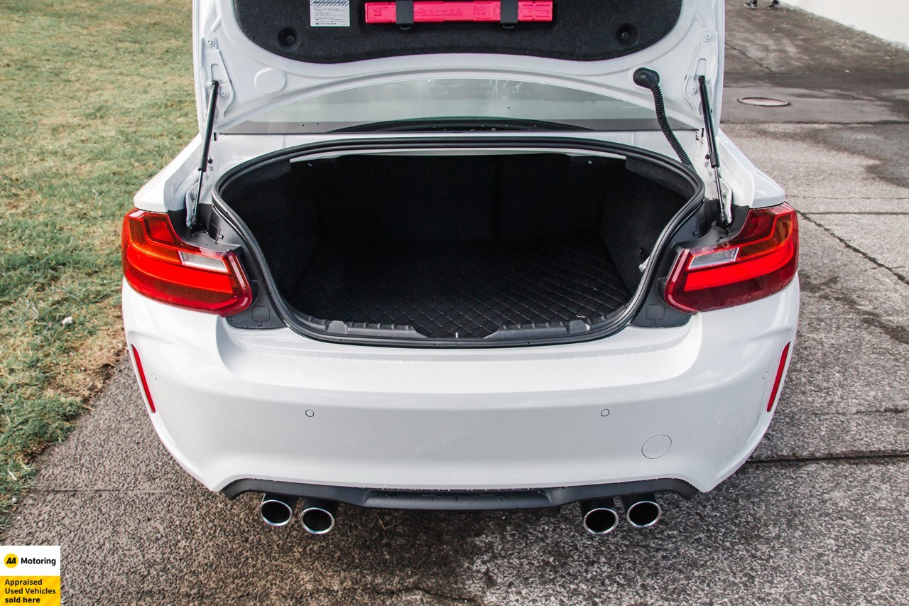 2017 BMW M2