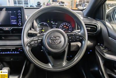2021 Toyota Yaris - Thumbnail