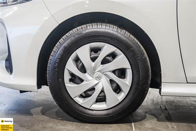 2021 Toyota Yaris - Thumbnail