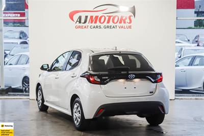 2021 Toyota Yaris - Thumbnail