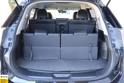 2017 Nissan X-Trail - Thumbnail
