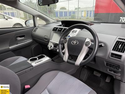 2012 Toyota Prius - Thumbnail