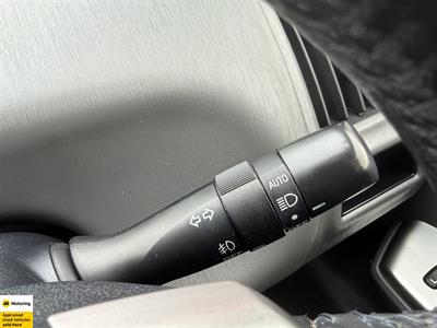 2012 Toyota Prius - Thumbnail