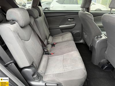 2012 Toyota Prius - Thumbnail