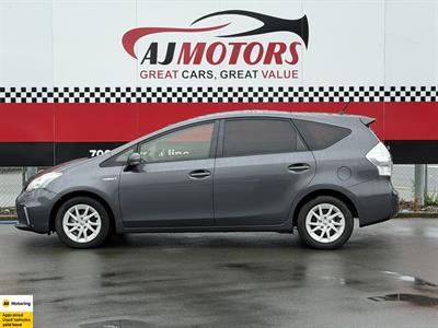 2012 Toyota Prius - Thumbnail