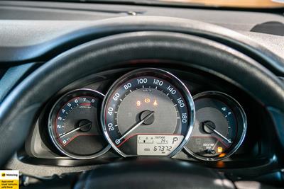 2014 Toyota Auris - Thumbnail