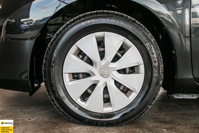 2014 Toyota Auris - Thumbnail