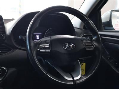 2021 Hyundai i30 - Thumbnail