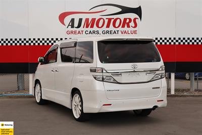 2014 Toyota Vellfire - Thumbnail