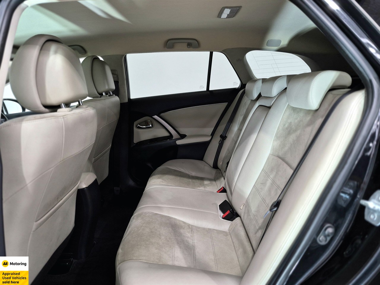 2013 Toyota Avensis