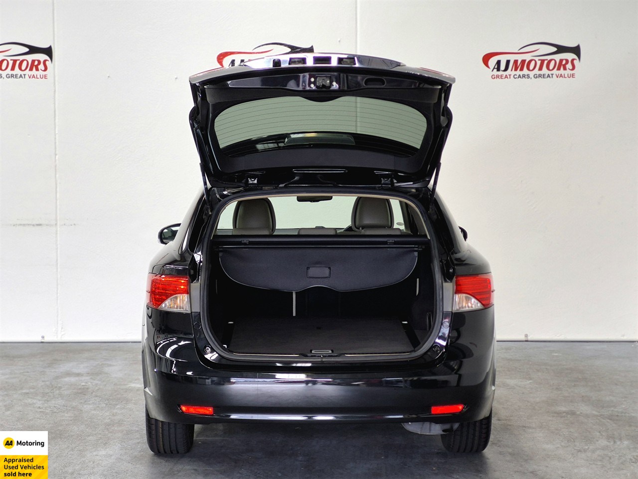 2013 Toyota Avensis