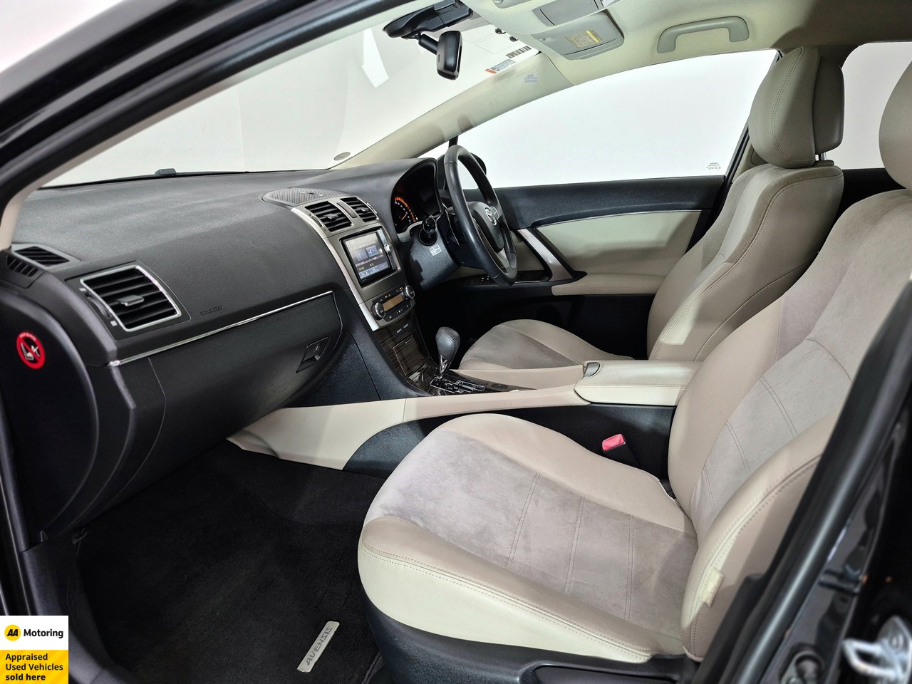2013 Toyota Avensis