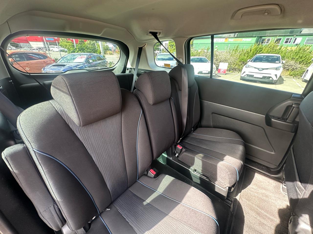 2011 Mazda Premacy