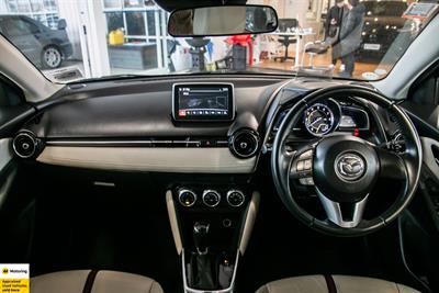2015 Mazda Demio - Thumbnail