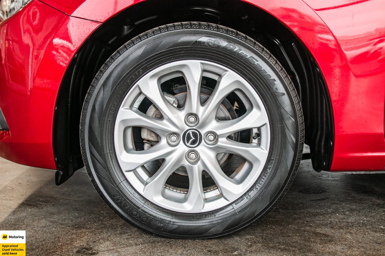 2015 Mazda Demio