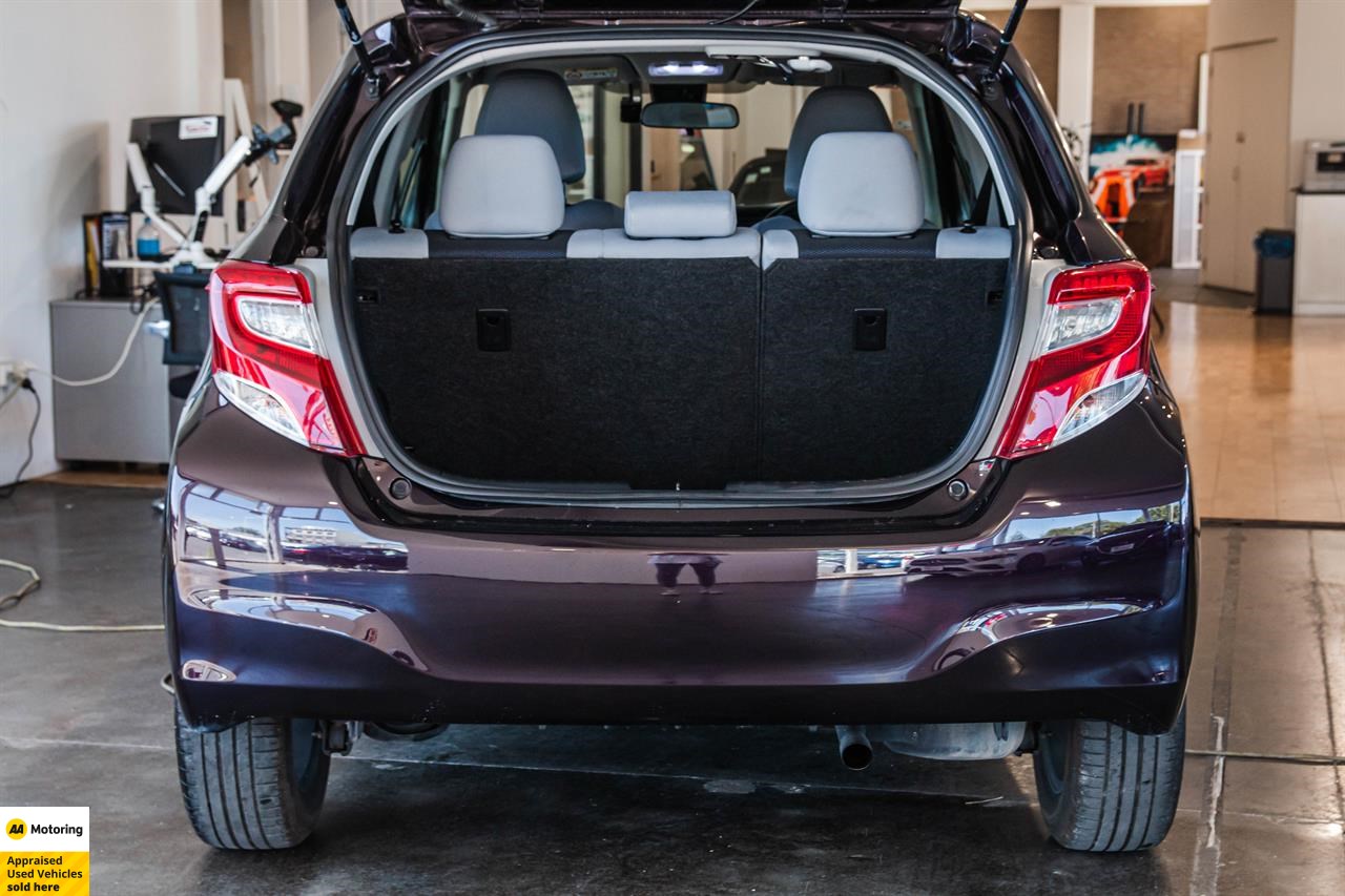 2015 Toyota Vitz