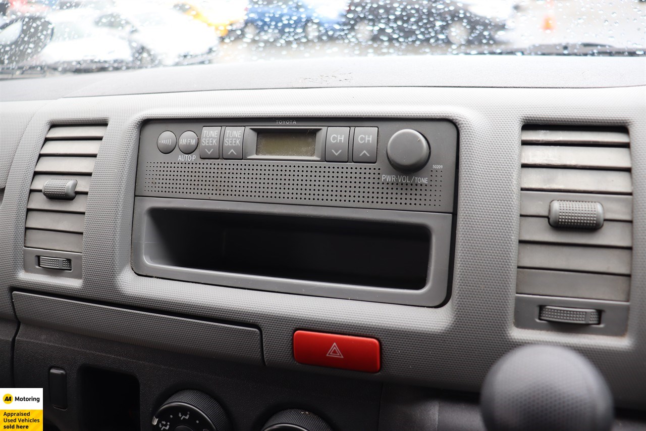 2012 Toyota Hiace