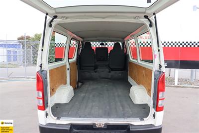 2012 Toyota Hiace - Thumbnail