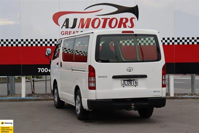 2012 Toyota Hiace - Thumbnail
