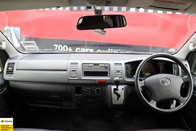 2012 Toyota Hiace - Thumbnail
