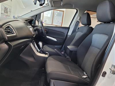 2015 Suzuki SX4 - Thumbnail