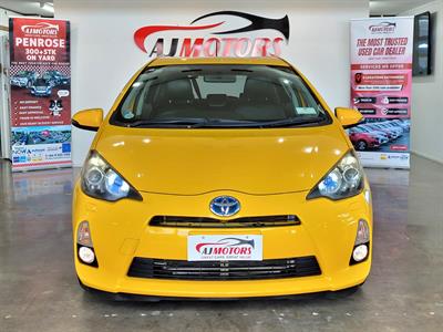 2013 Toyota Aqua - Thumbnail