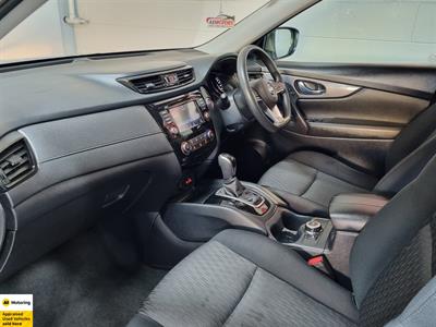 2022 Nissan X-Trail - Thumbnail