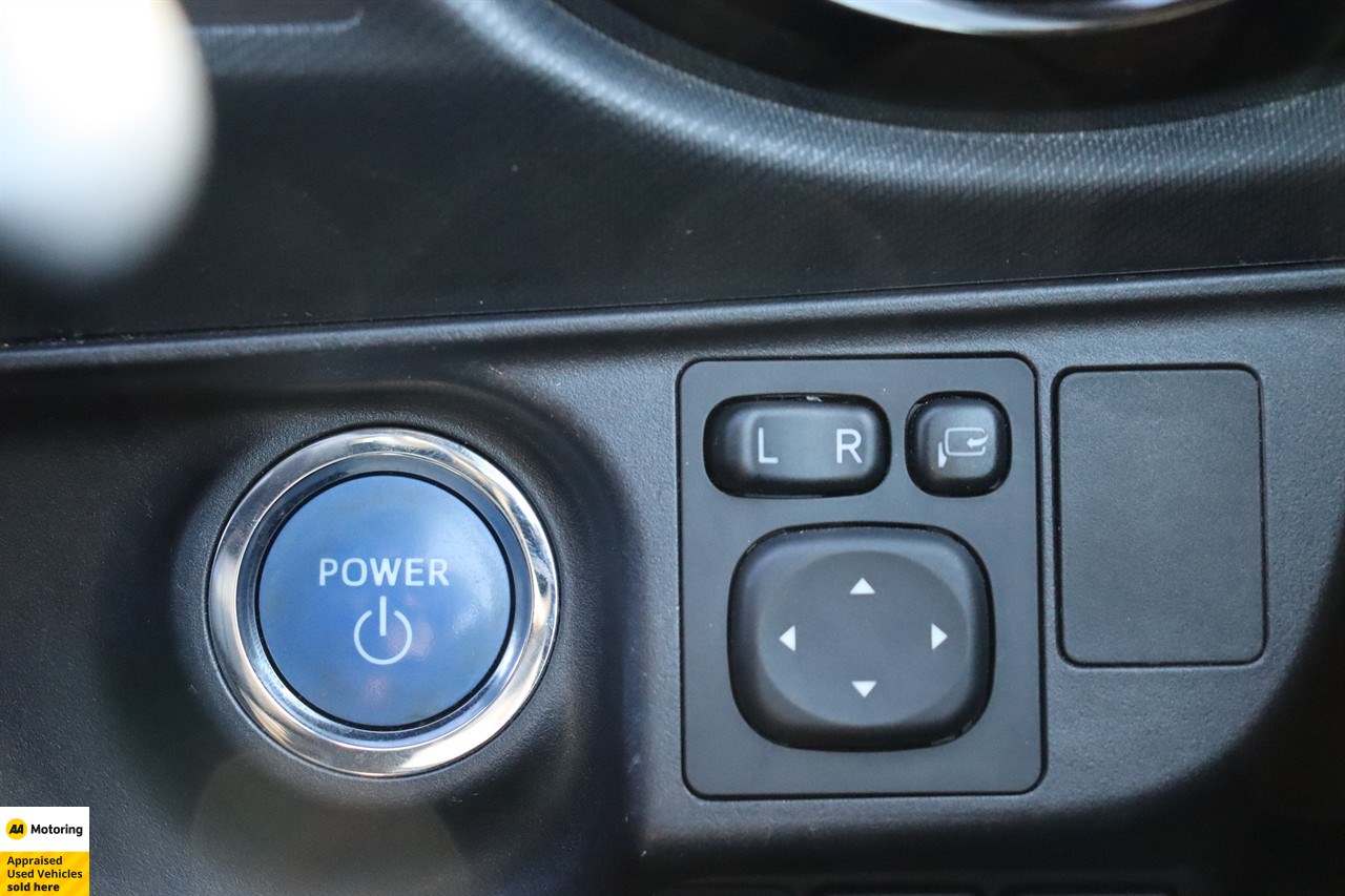 2016 Toyota Aqua