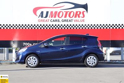 2016 Toyota Aqua - Thumbnail