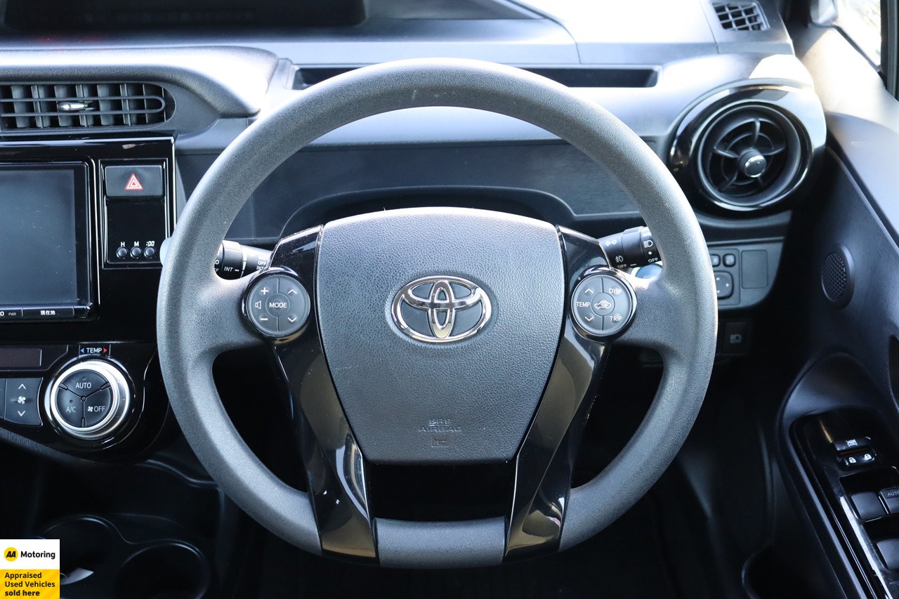 2016 Toyota Aqua