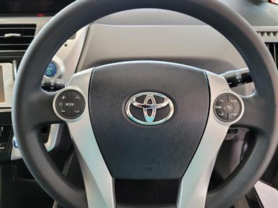 2012 Toyota Prius - Thumbnail