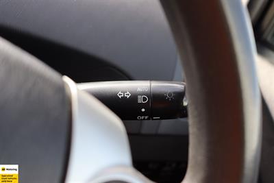 2014 Toyota Prius - Thumbnail