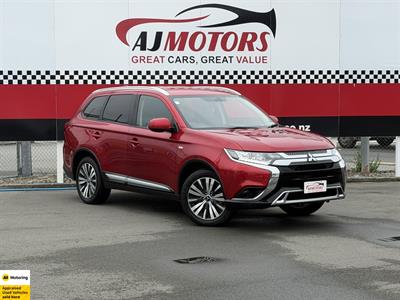 2021 Mitsubishi Outlander - Thumbnail