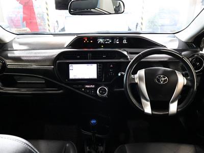 2016 Toyota Aqua - Thumbnail