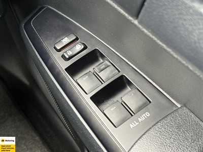 2018 Toyota Corolla - Thumbnail