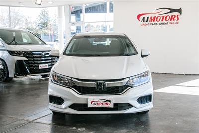 2020 Honda Grace - Thumbnail