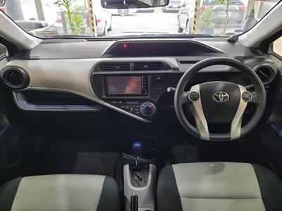 2014 Toyota Aqua - Thumbnail