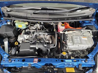 2014 Toyota Aqua - Thumbnail