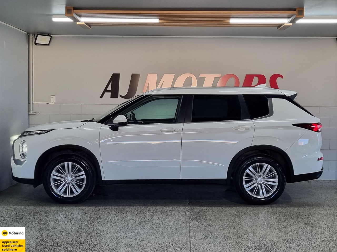 2023 Mitsubishi Outlander