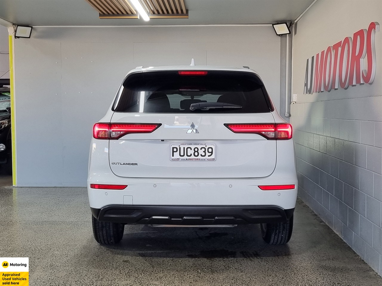 2023 Mitsubishi Outlander