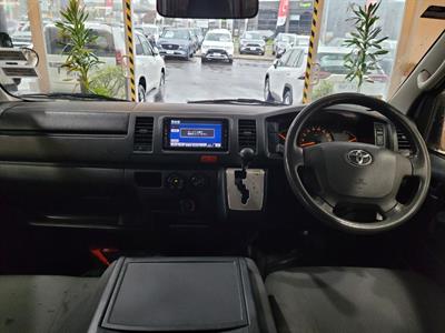 2014 Toyota Hiace - Thumbnail