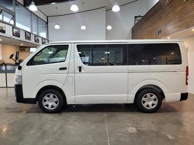 2014 Toyota Hiace - Thumbnail