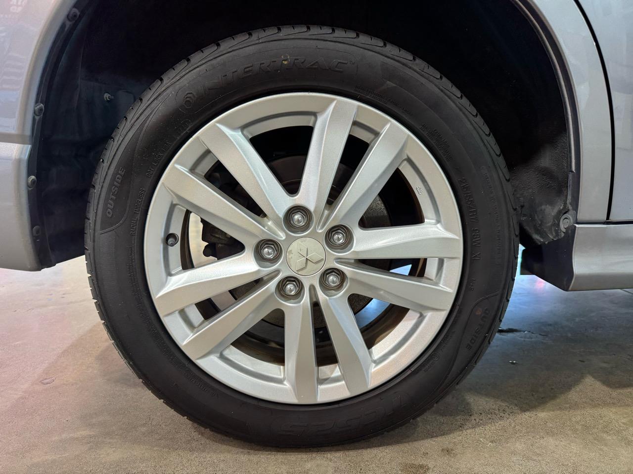 2012 Mitsubishi RVR
