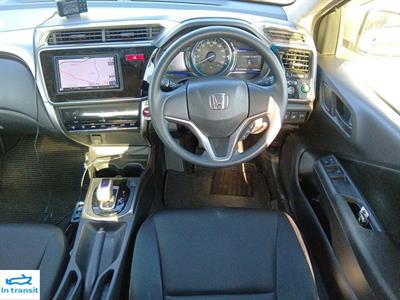 2016 Honda Grace - Thumbnail
