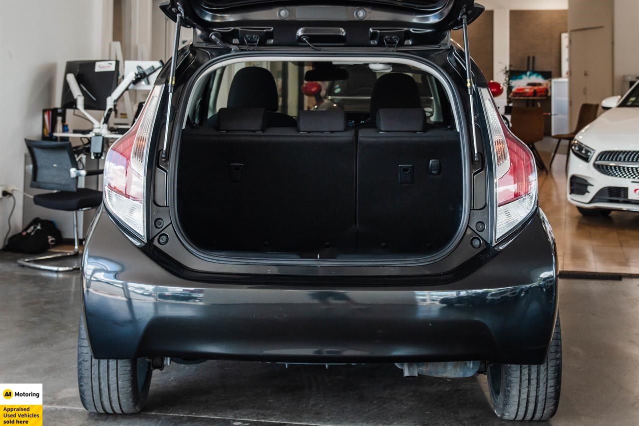 2016 Toyota Aqua