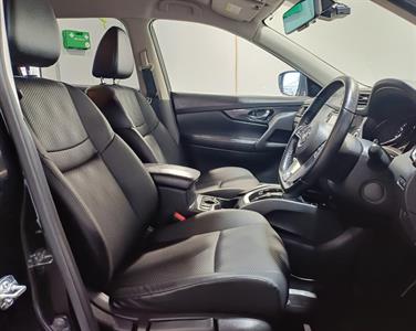 2020 Nissan X-Trail - Thumbnail